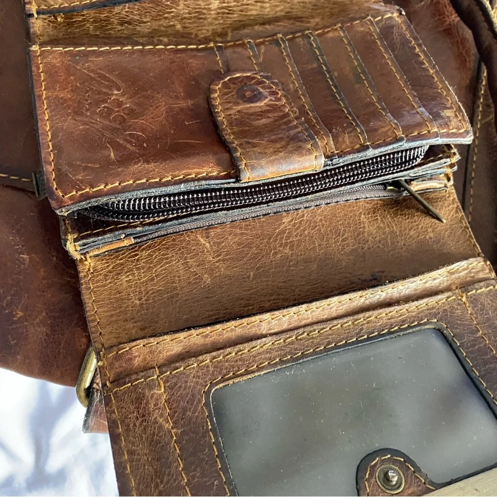 EUC Patricia Nash Bag and Wallet - Picture 11 of 13